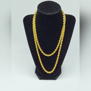 Vintage thick gold tone rope necklace Monet